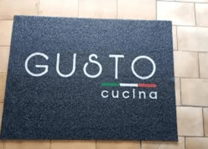 Capacho personalizado para estabelecimento de alimentação em Mogi das Cruzes