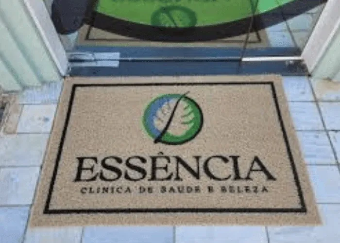 Tapete personalizado com identificação de clínica ou serviço de saúde em Suzano