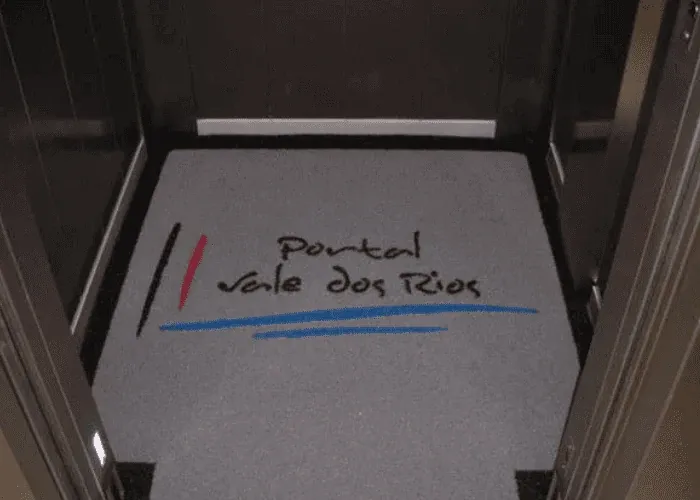 Tapete personalizado para elevador em Suzano
