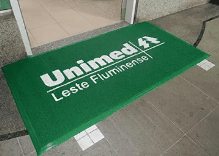 Tapete personalizado com logotipo de empresa em Mogi das Cruzes