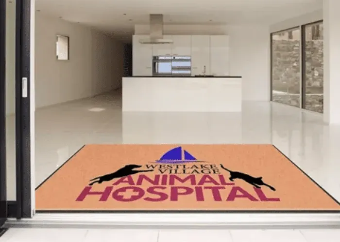 Tapete personalizado para estabelecimento pet em Itaquaquecetuba
