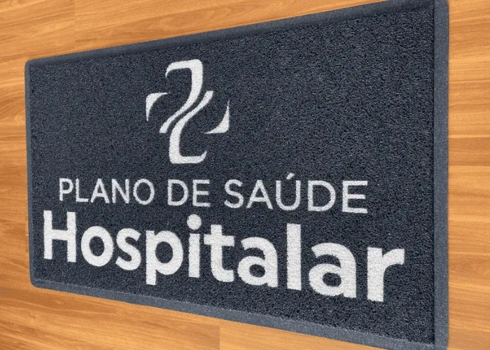 Tapete personalizado com identificação de clínica ou serviço de saúde em Guarulhos
