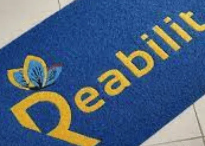 Tapete personalizado com identificação de clínica ou serviço de saúde em Guarulhos